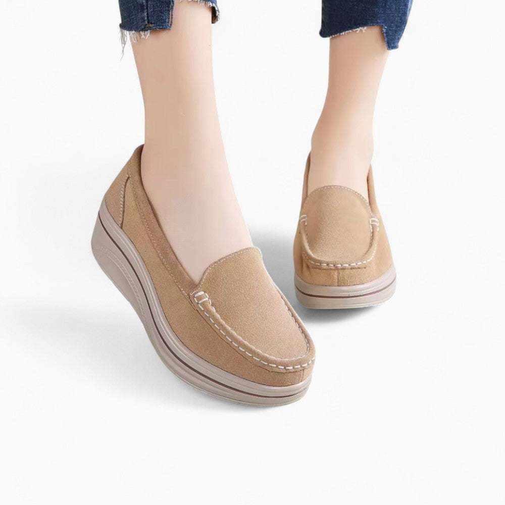 Women's Synthetic Suede Platform Loafers
