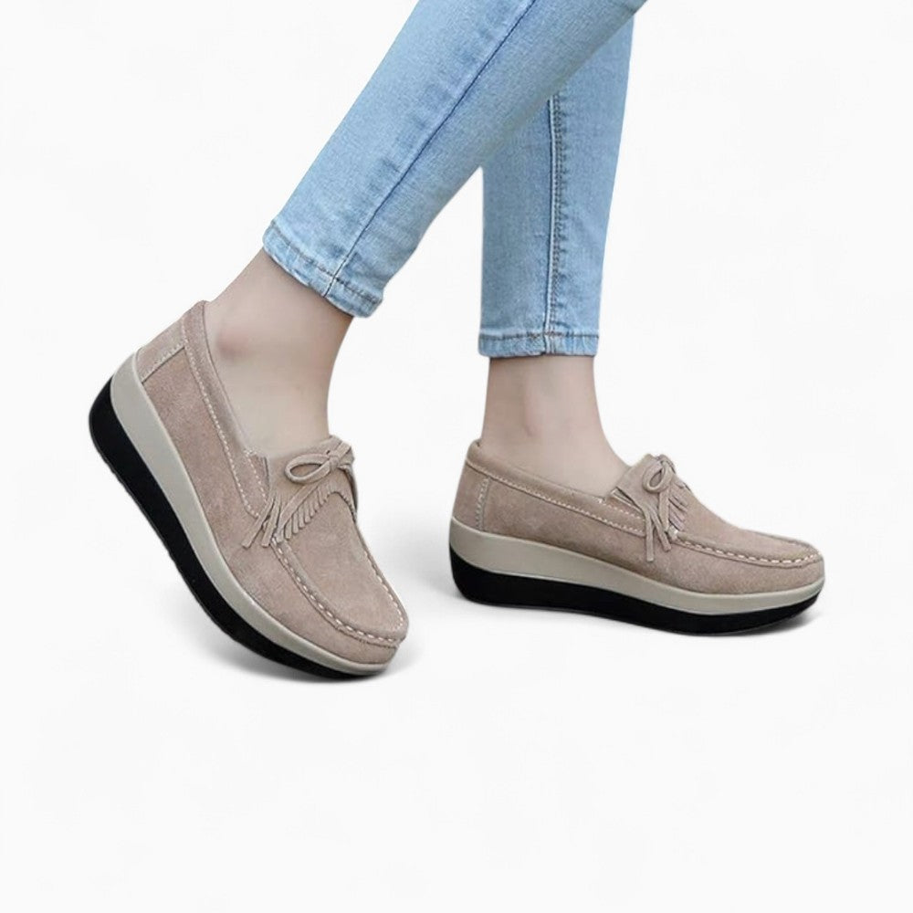 Indian High Loafers with Decorative Feathers