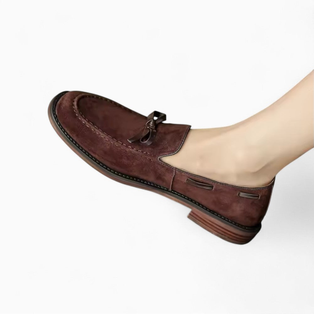 Retro Style Leather Heeled Loafers for Women