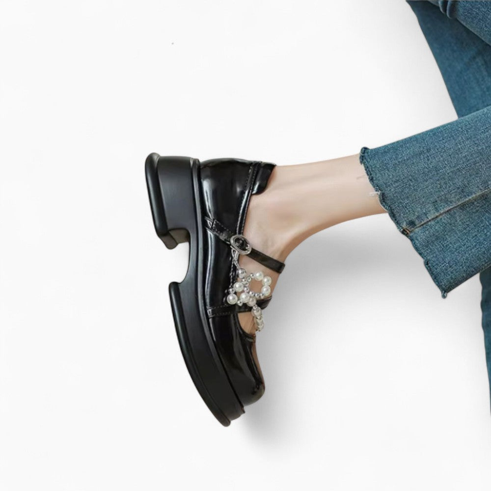 Thick Sole Loafers with Chain and Pearls