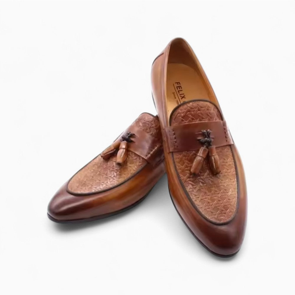 Woven Zigzag Pattern Leather Tassel Loafers