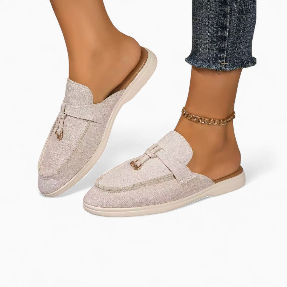 Tassel Loafers with Contrast Effect in Two Materials