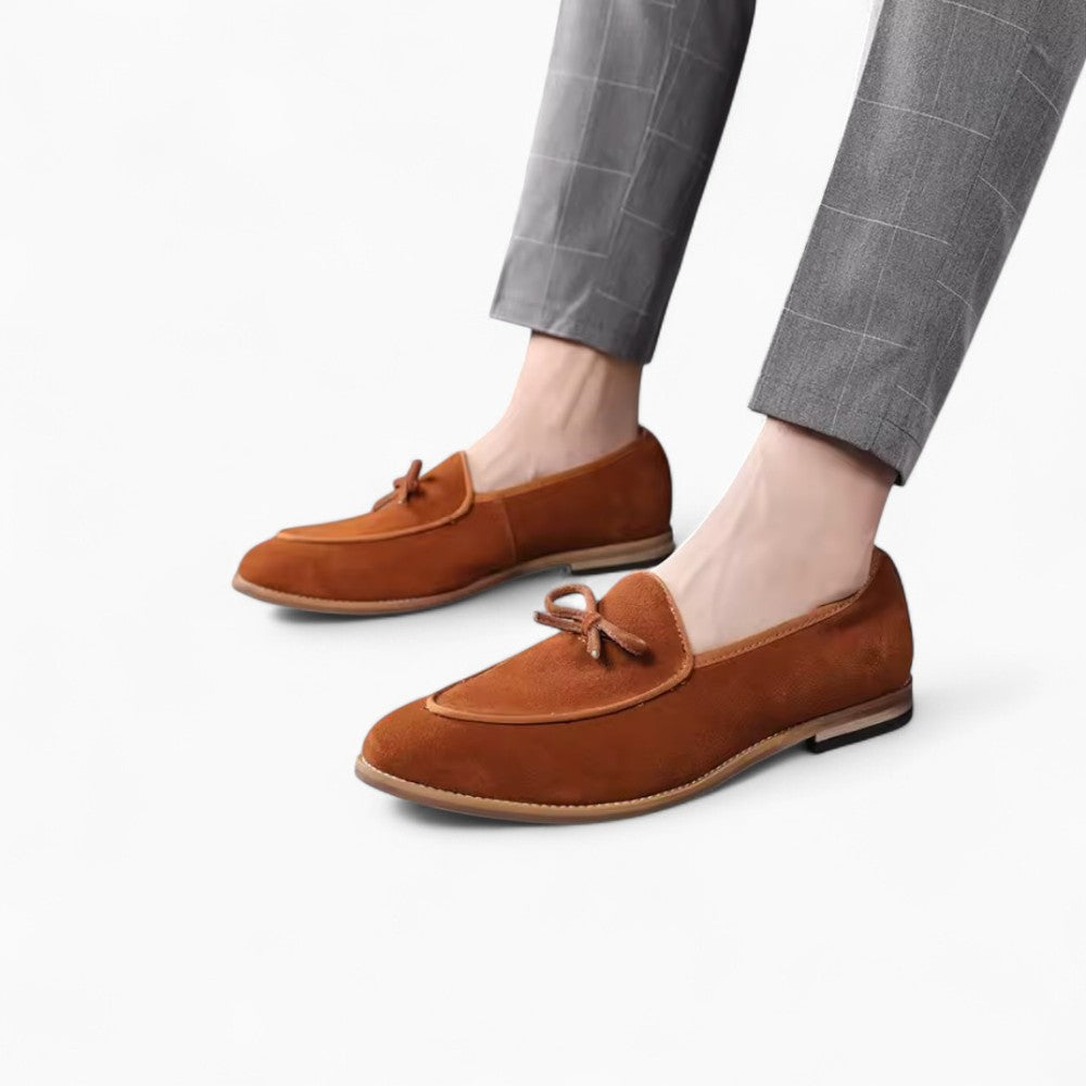 Men's Solid Coloured Suede Loafers